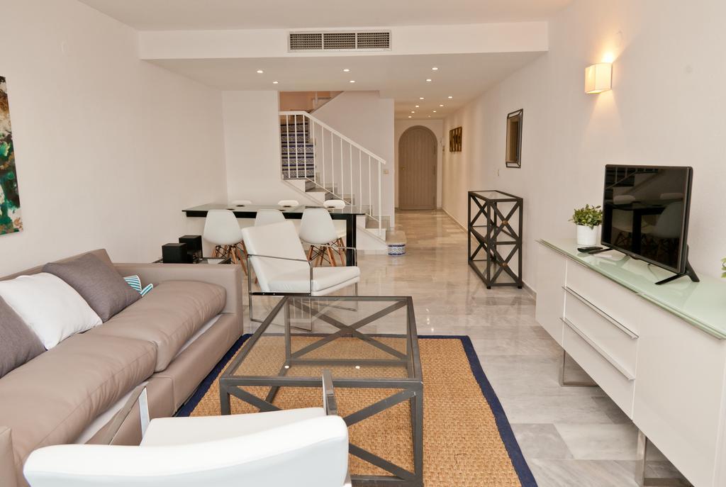 Holiday Home Clarisa Estepona Luaran gambar